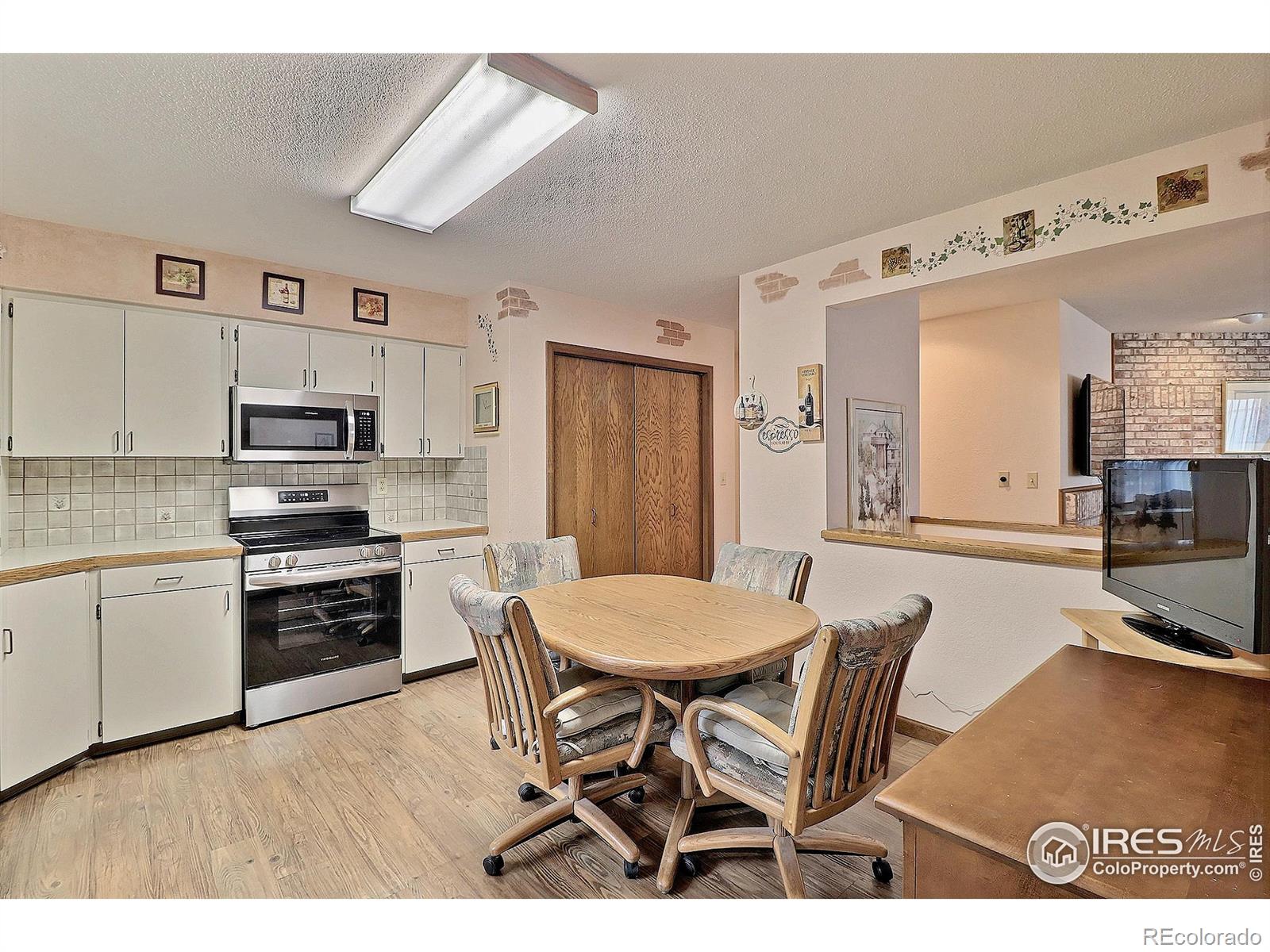 MLS Image #12 for 1357  43rd avenue,greeley, Colorado