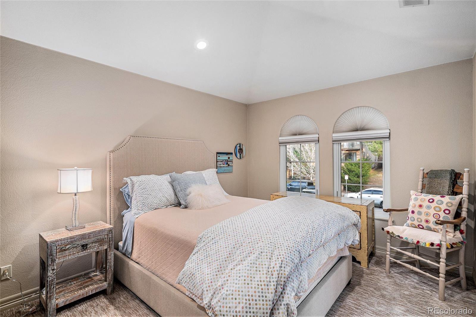 MLS Image #13 for 2657 s sherman street,denver, Colorado