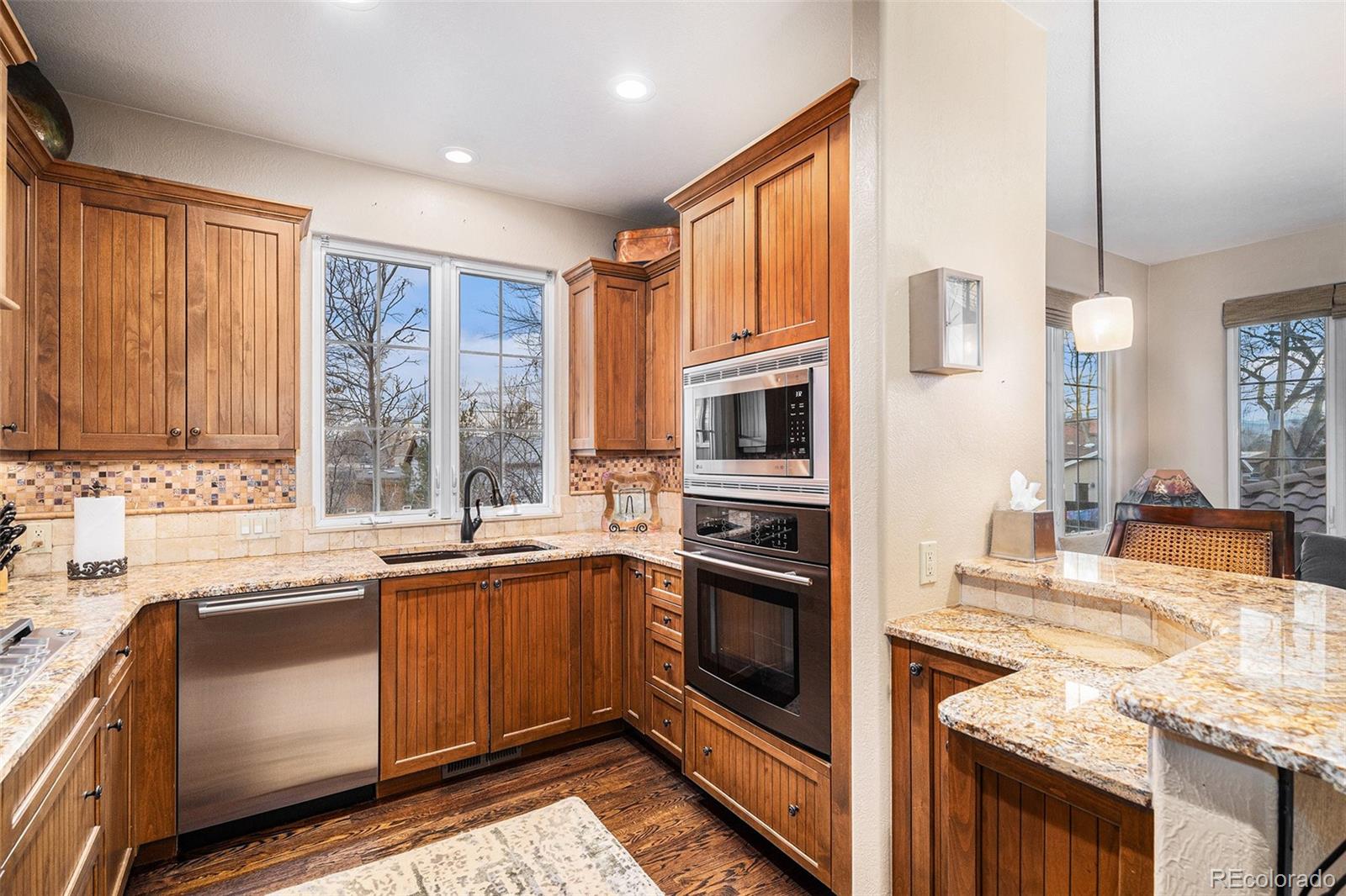 MLS Image #5 for 2657 s sherman street,denver, Colorado