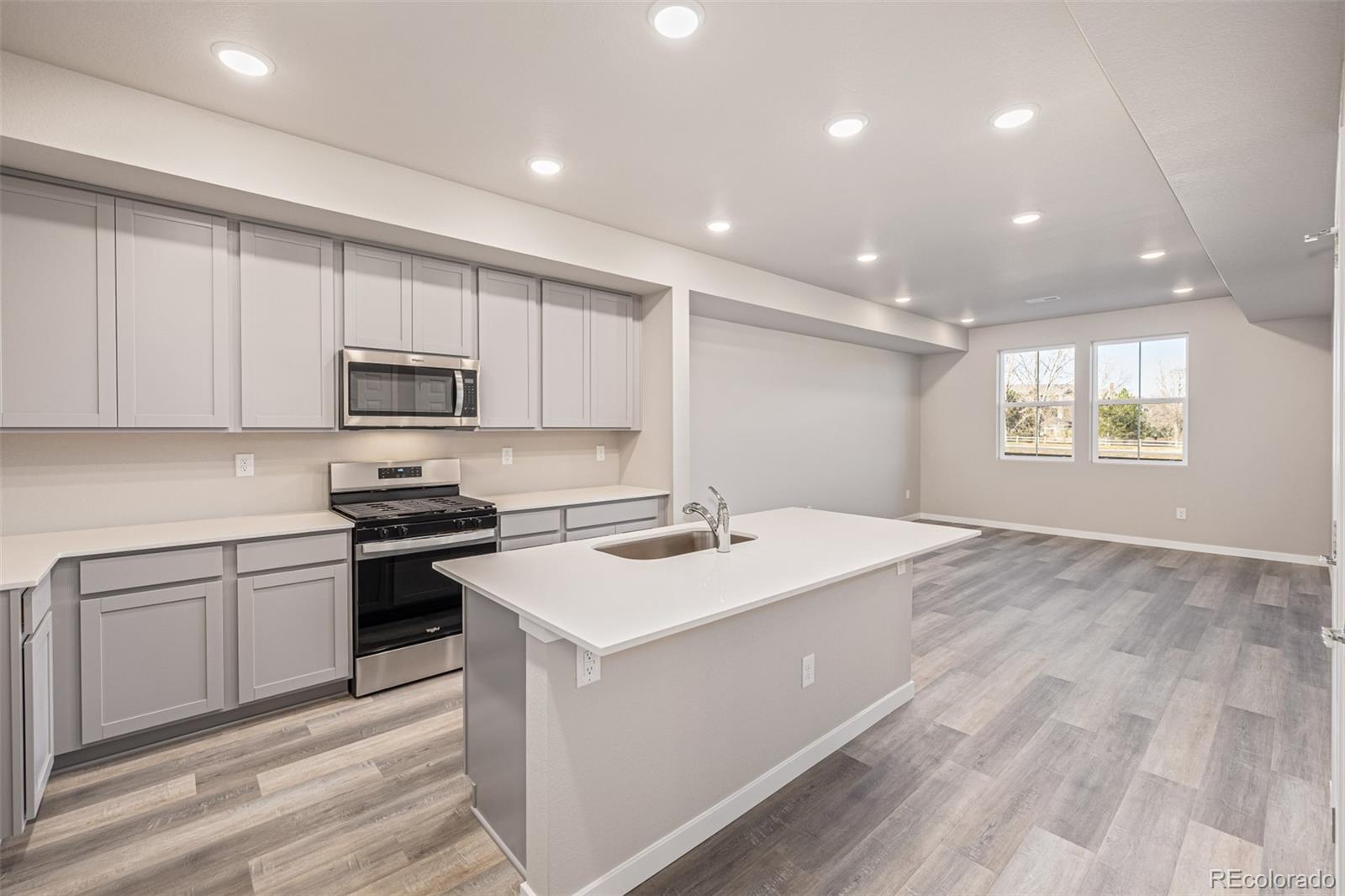 MLS Image #6 for 2899 e 103rd drive,thornton, Colorado