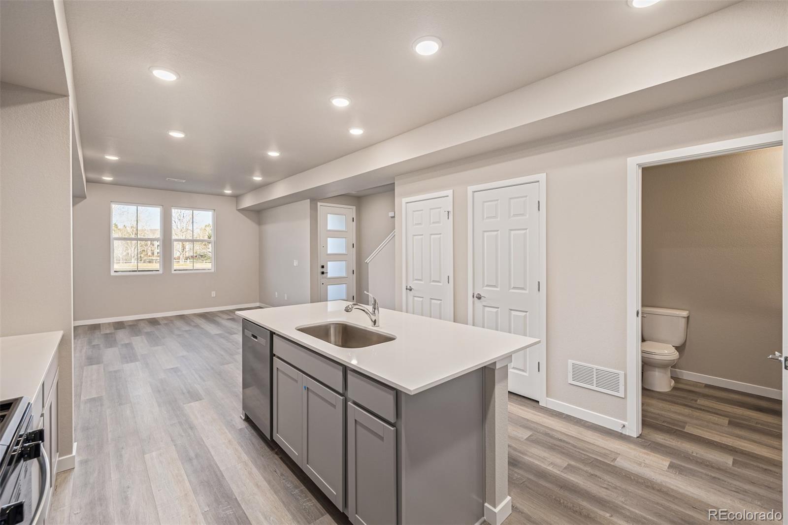 MLS Image #8 for 2899 e 103rd drive,thornton, Colorado