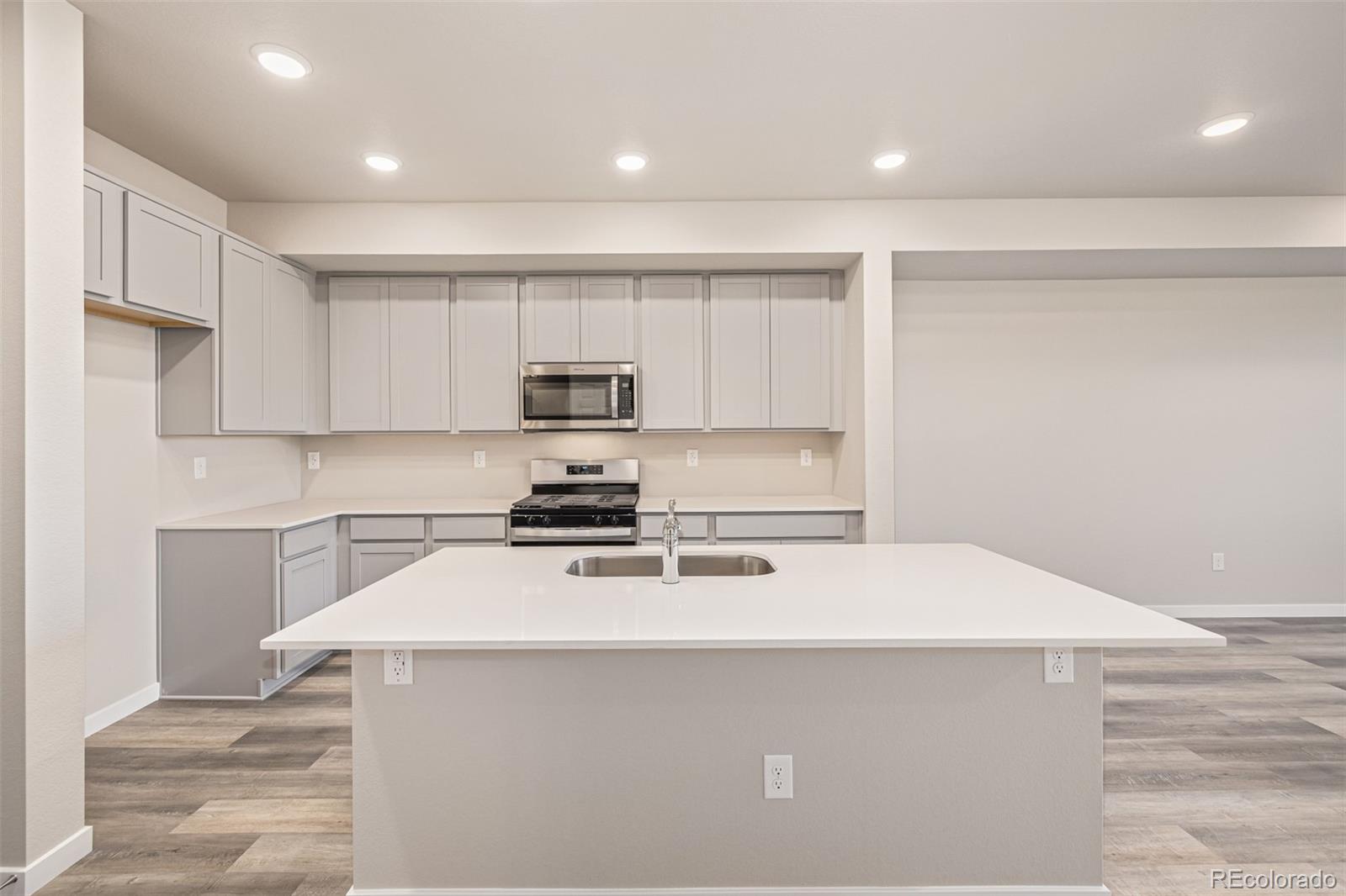 MLS Image #9 for 2899 e 103rd drive,thornton, Colorado