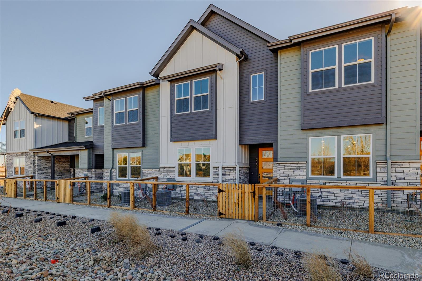 MLS Image #2 for 2889 e 103rd drive,thornton, Colorado