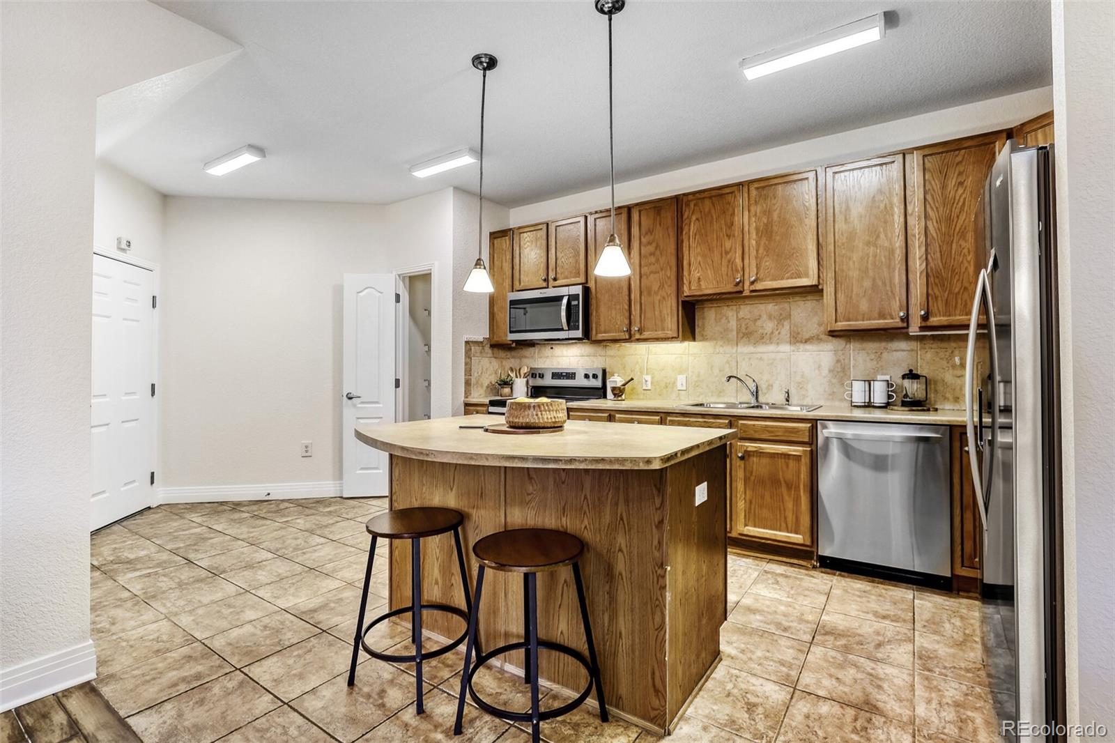 MLS Image #12 for 159  quebec street b,denver, Colorado