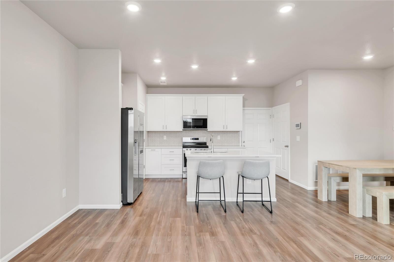 MLS Image #3 for 11424 w belleview drive,littleton, Colorado