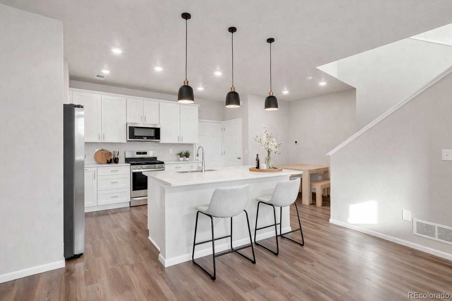 MLS Image #4 for 11424 w belleview drive,littleton, Colorado