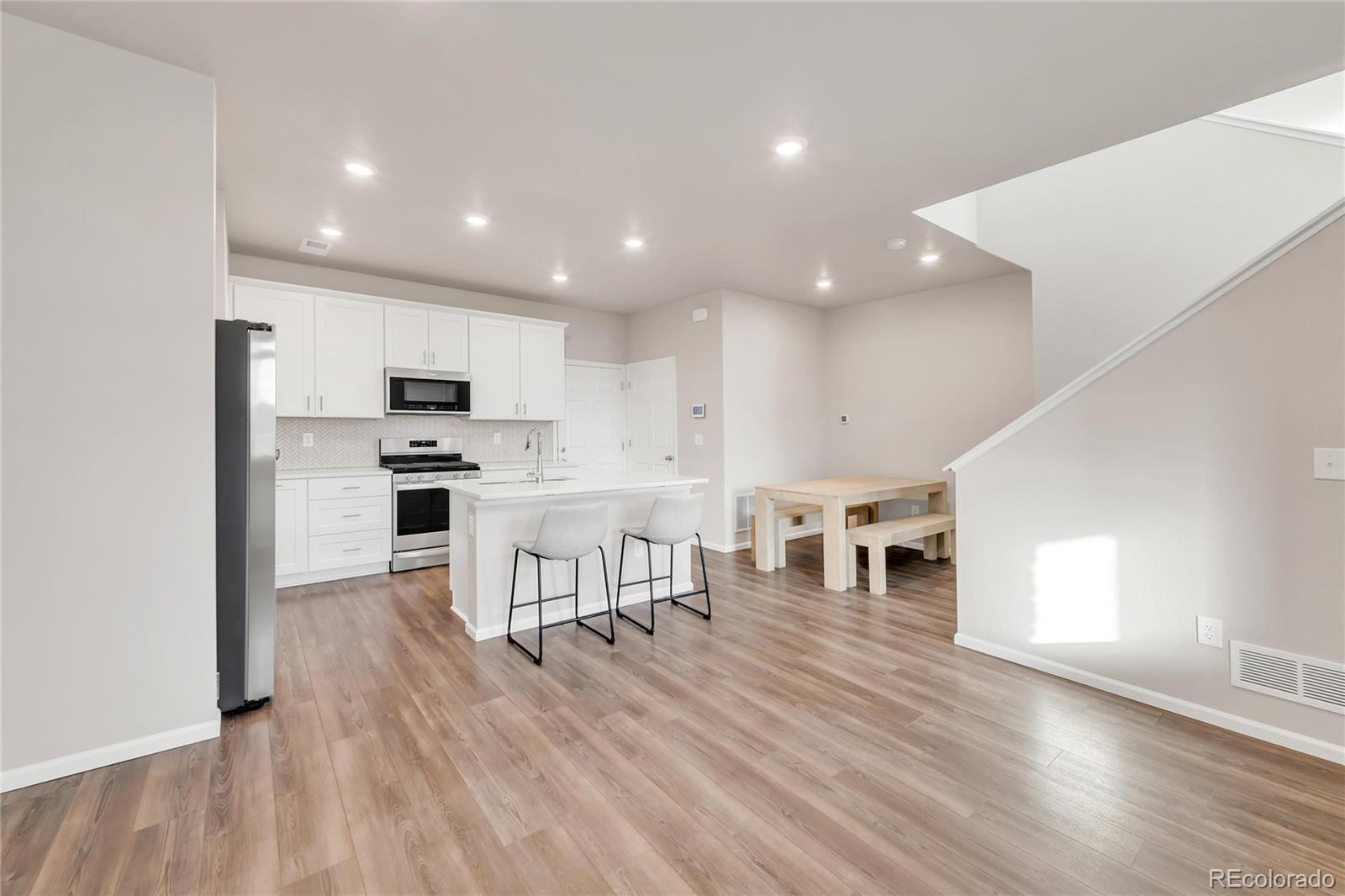 MLS Image #5 for 11424 w belleview drive,littleton, Colorado