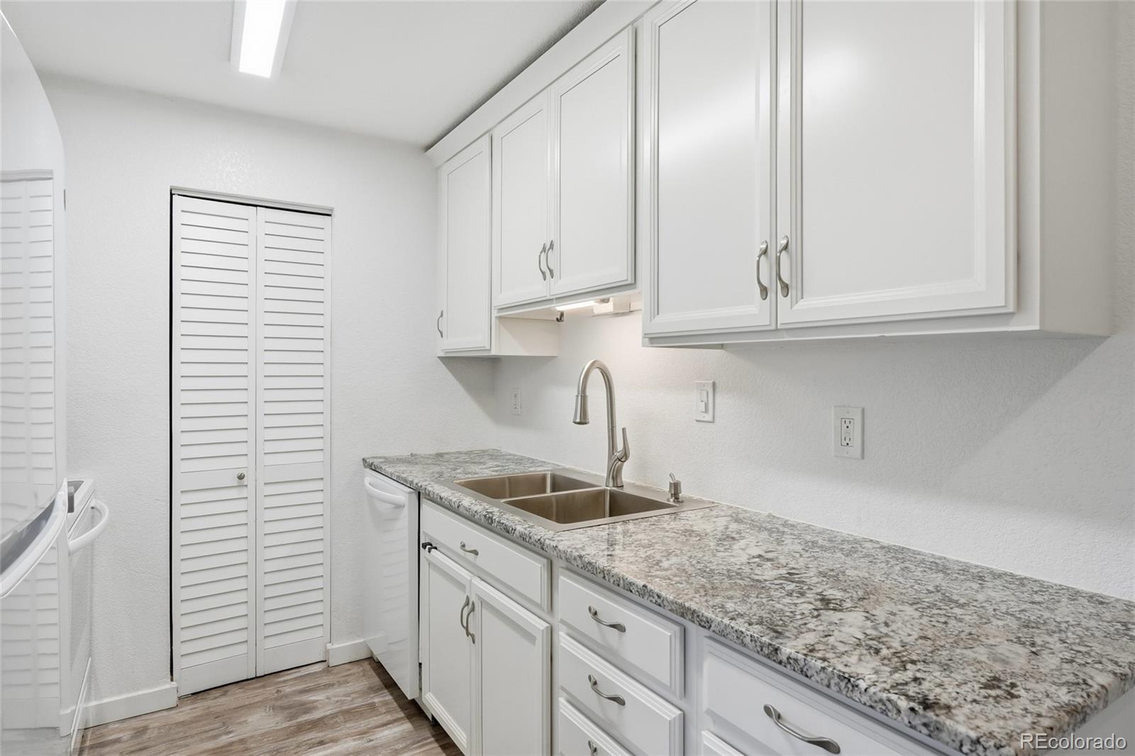 MLS Image #4 for 1300  golden circle,golden, Colorado