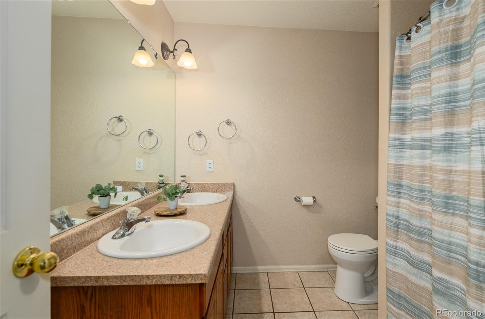 MLS Image #13 for 758 e woodleaf drive,pueblo, Colorado