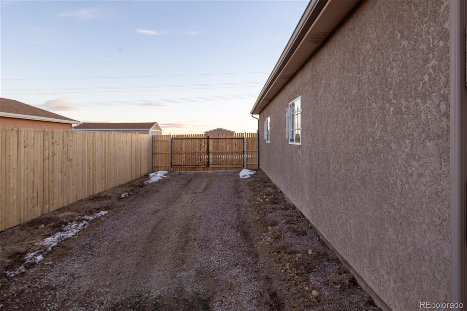 MLS Image #32 for 758 e woodleaf drive,pueblo, Colorado