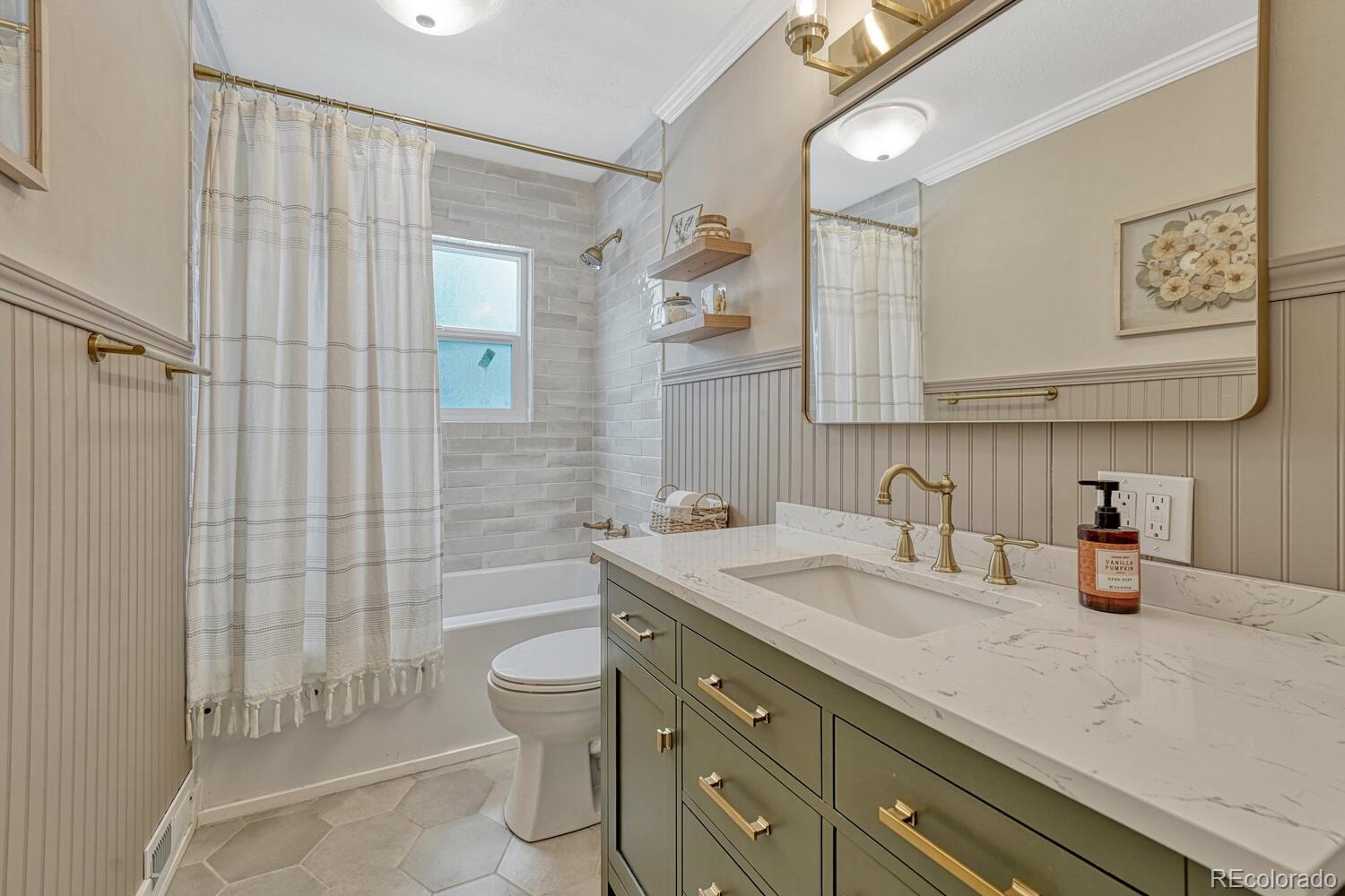 MLS Image #22 for 1290 s forest street,denver, Colorado