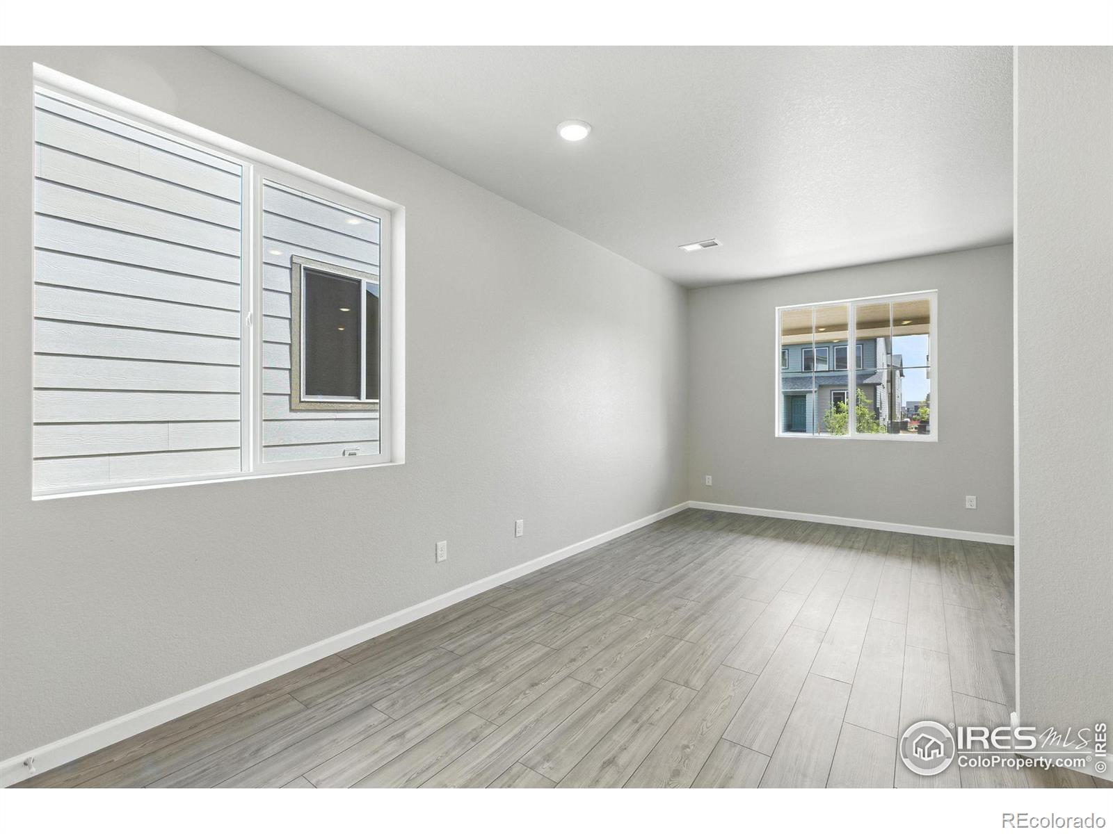 MLS Image #11 for 309  scaup lane,johnstown, Colorado