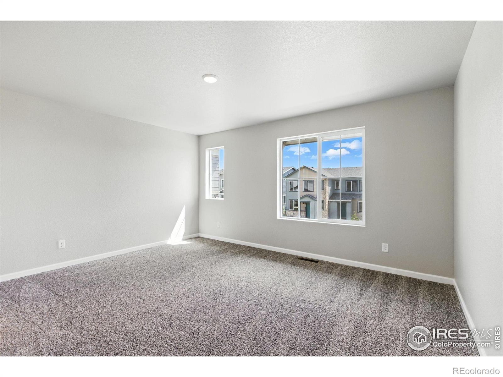 MLS Image #3 for 309  scaup lane,johnstown, Colorado