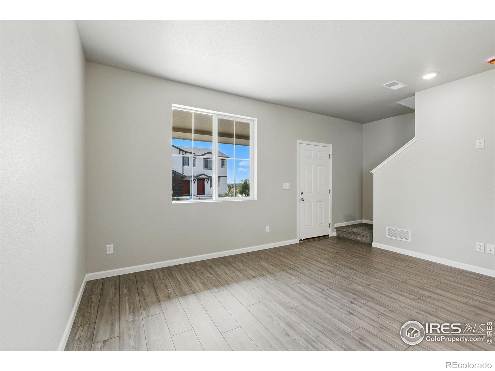 MLS Image #9 for 309  scaup lane,johnstown, Colorado