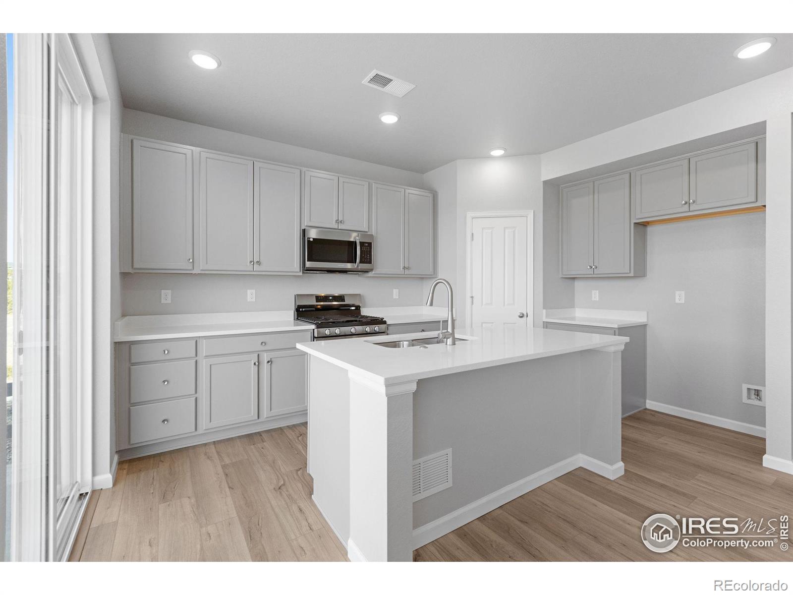 MLS Image #2 for 16953  ballinger circle,mead, Colorado