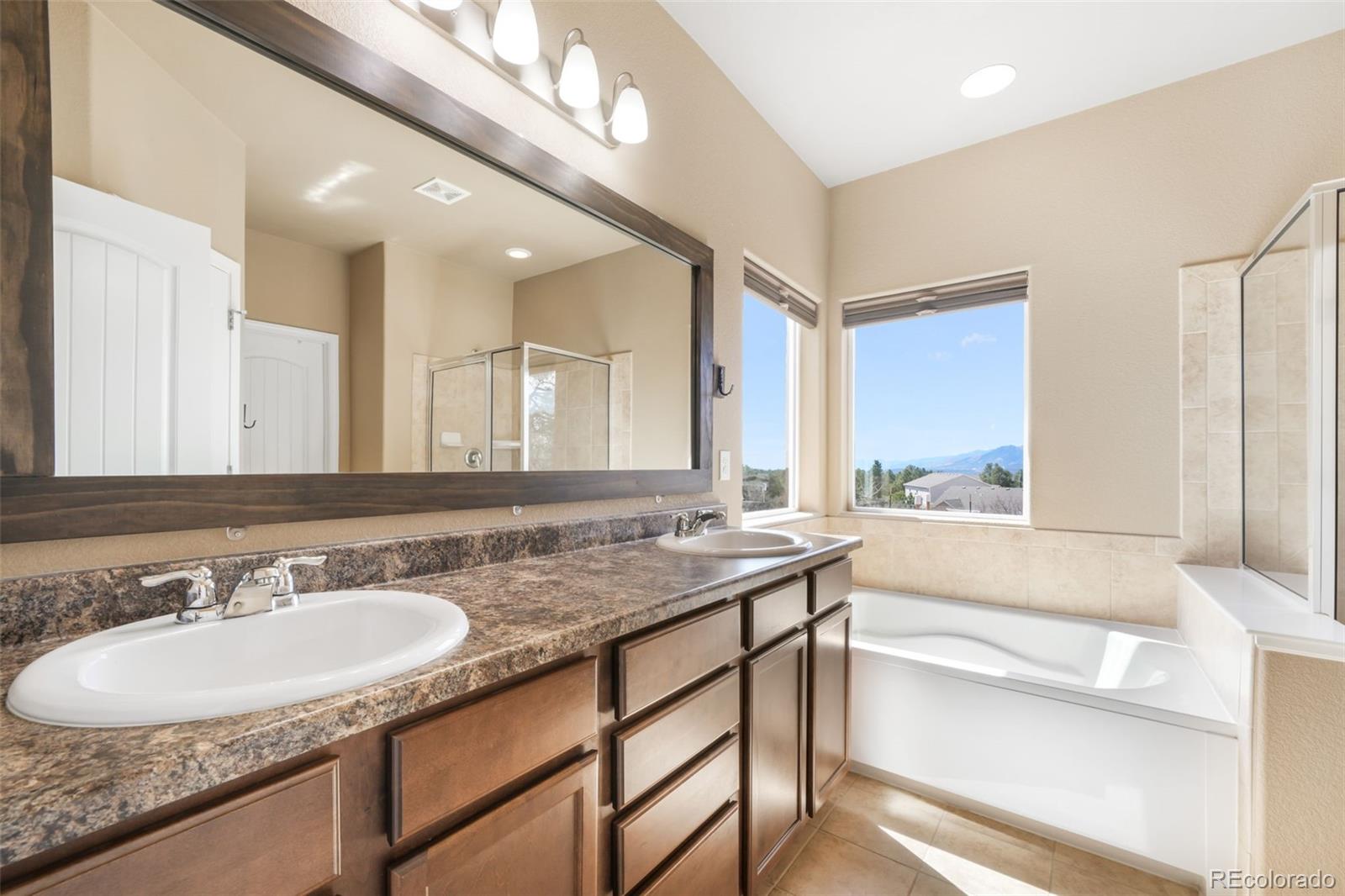 MLS Image #16 for 19793  lindenmere drive,monument, Colorado