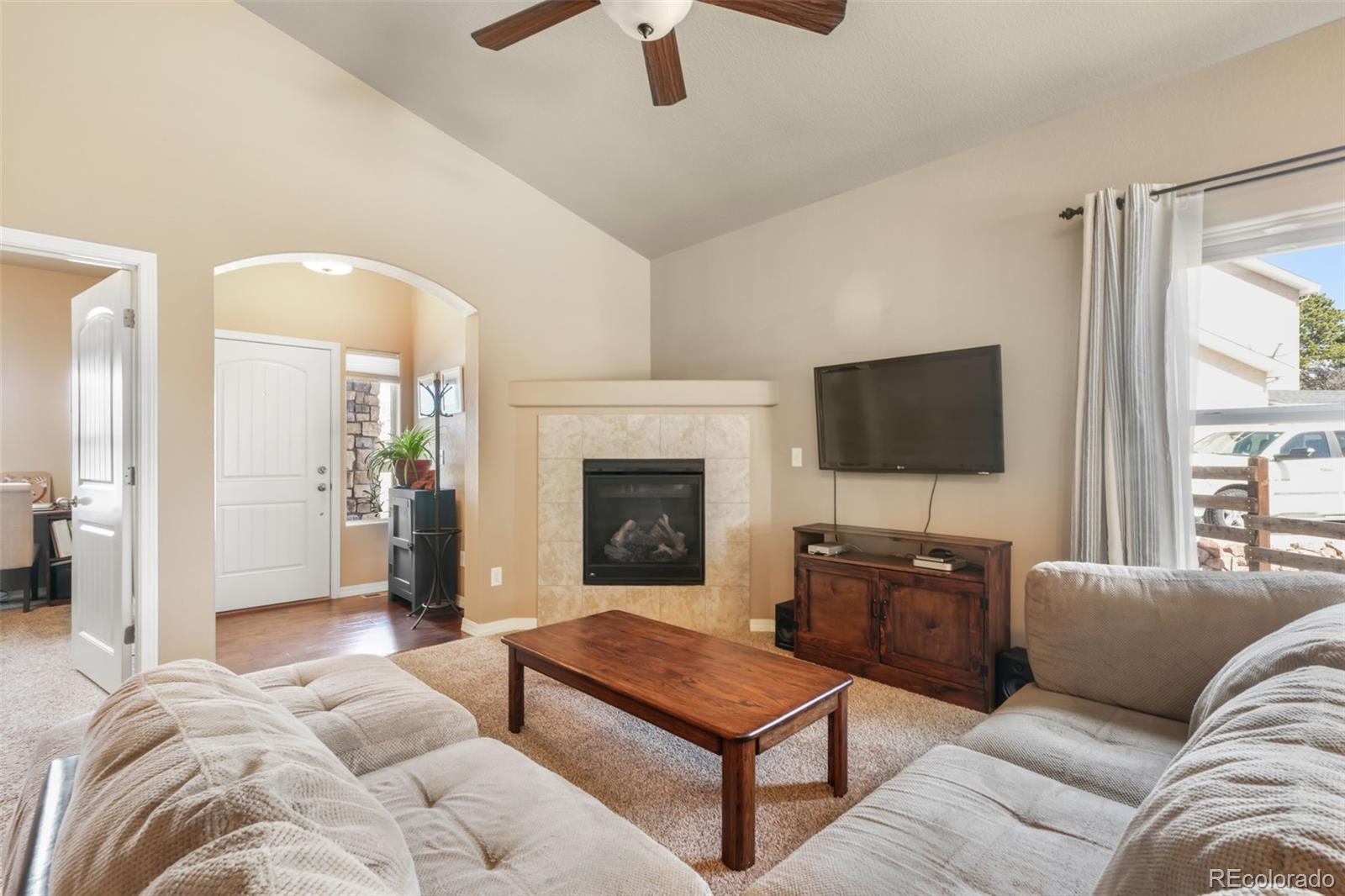 MLS Image #2 for 19793  lindenmere drive,monument, Colorado