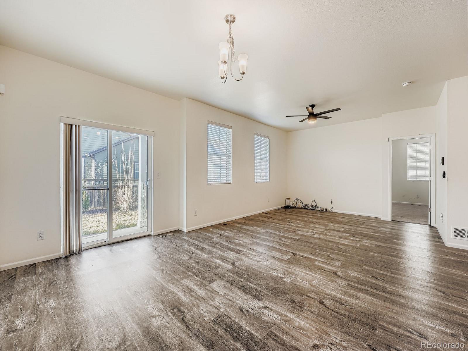 MLS Image #2 for 6255 n gibralter court,aurora, Colorado