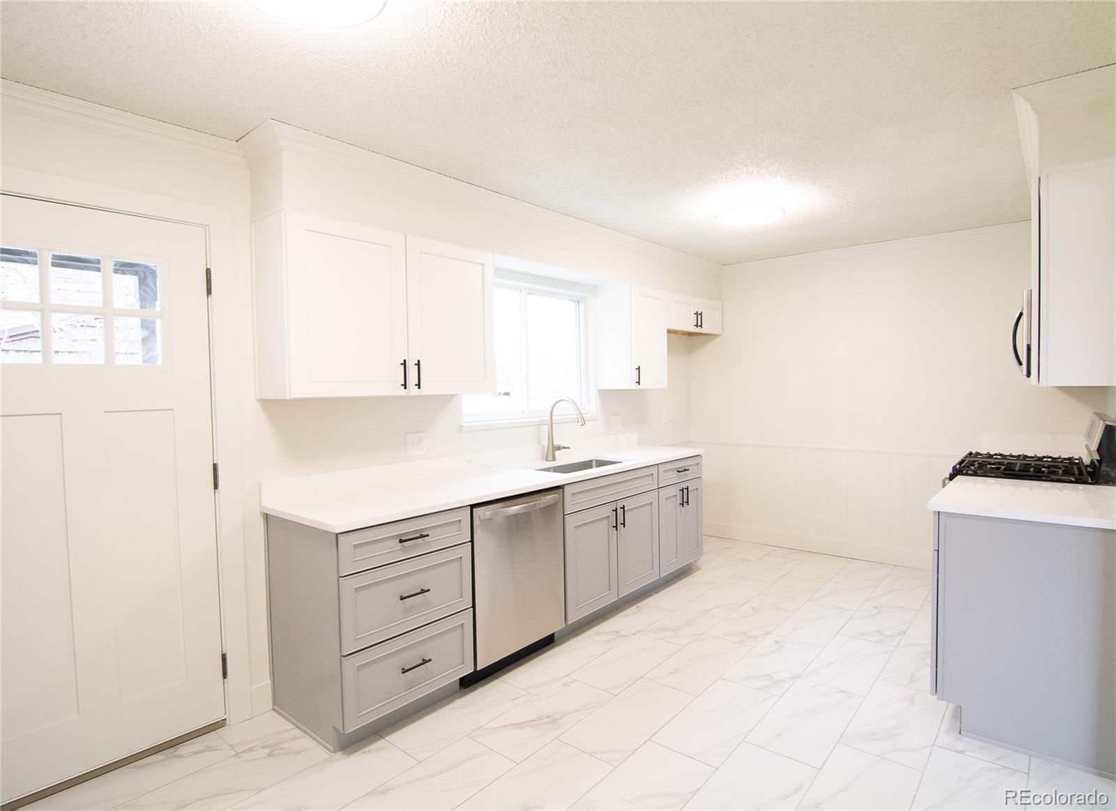 MLS Image #11 for 12362 w 60th place,arvada, Colorado