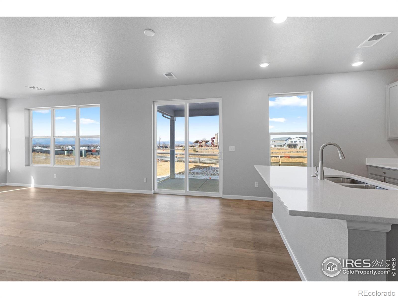 MLS Image #4 for 6765  utica circle,firestone, Colorado