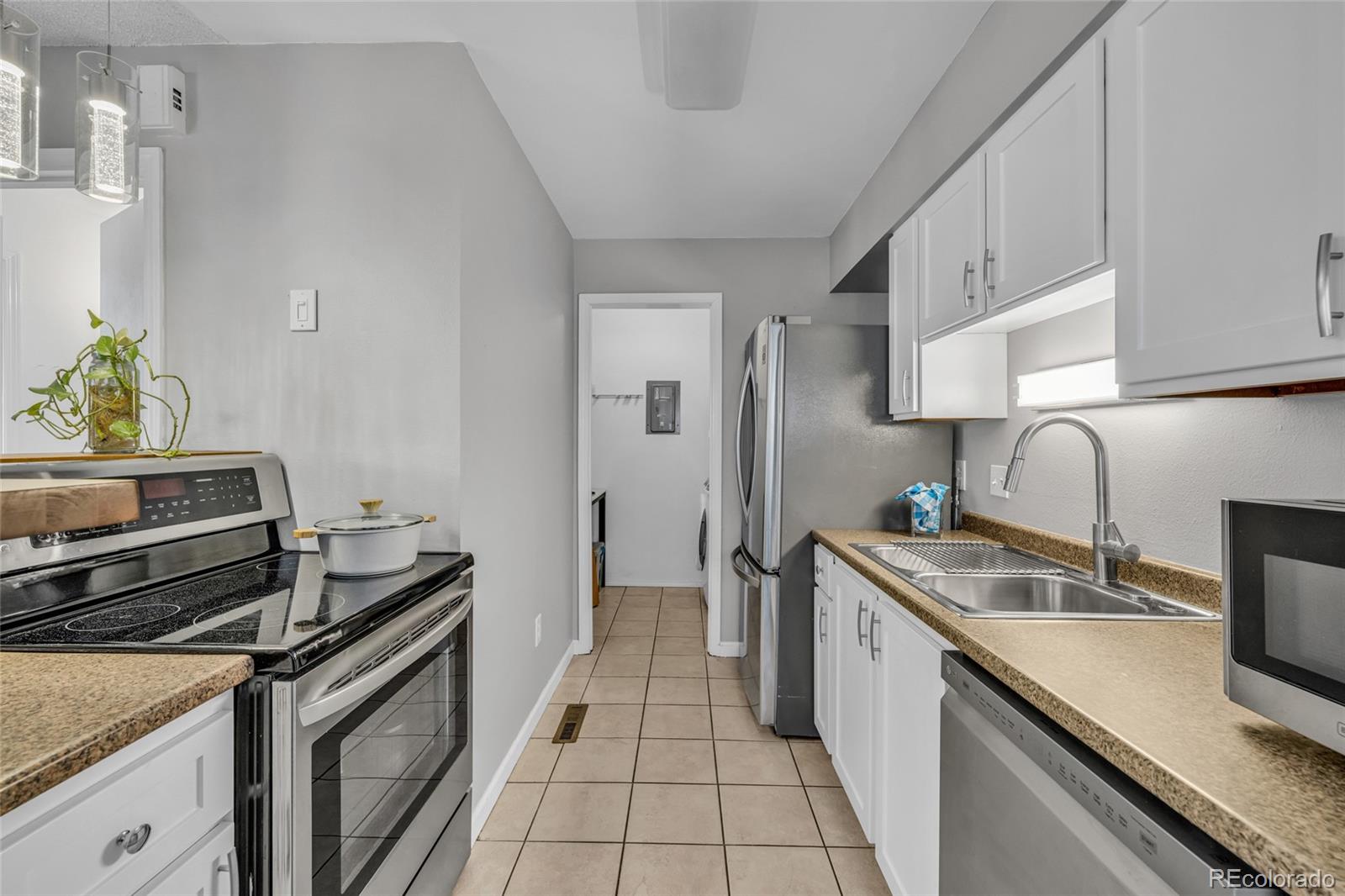 MLS Image #10 for 1830  newland court 101,lakewood, Colorado