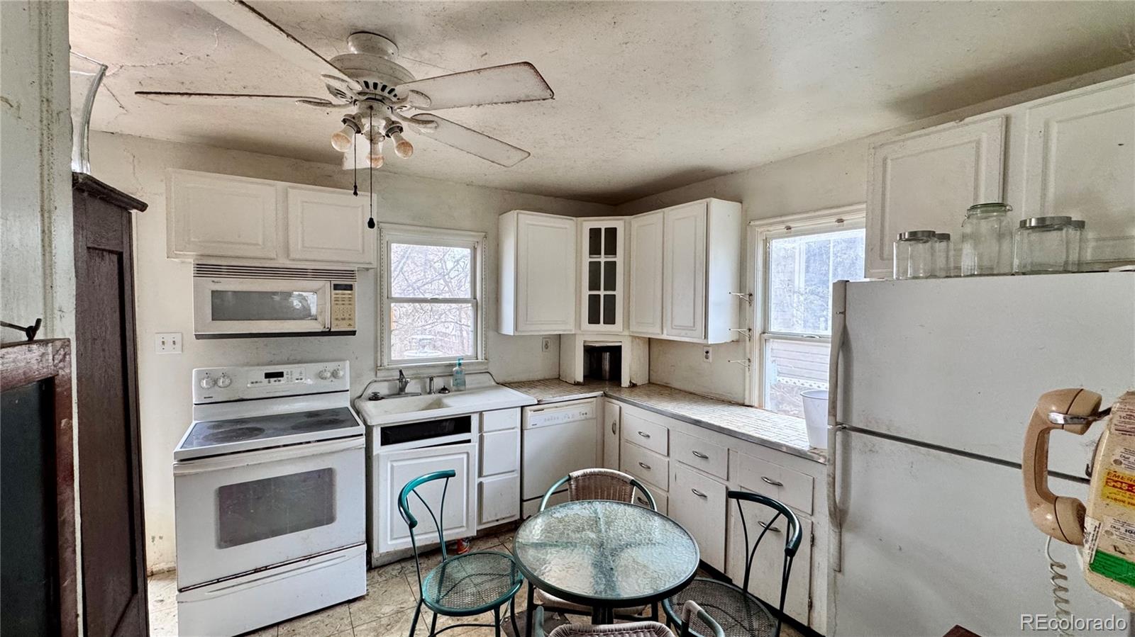 MLS Image #13 for 550  bent avenue,akron, Colorado