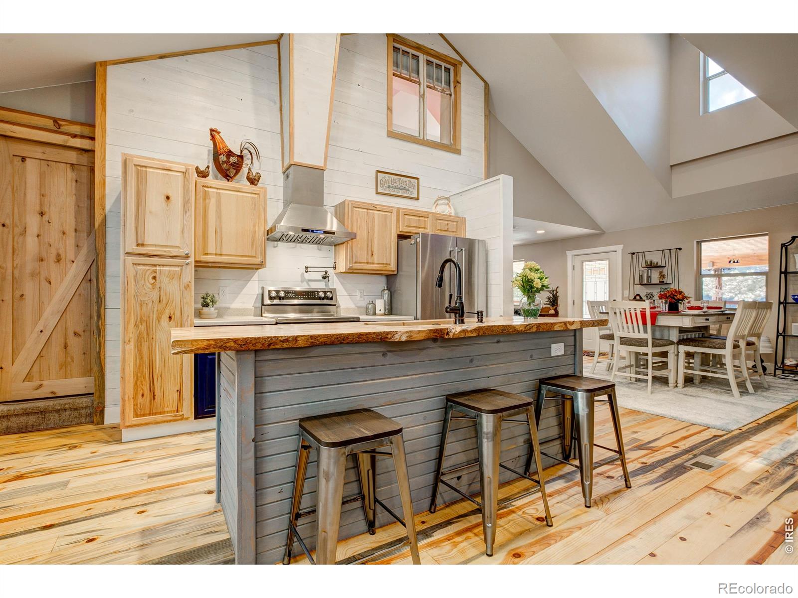 MLS Image #1 for 972  aspen drive,lyons, Colorado