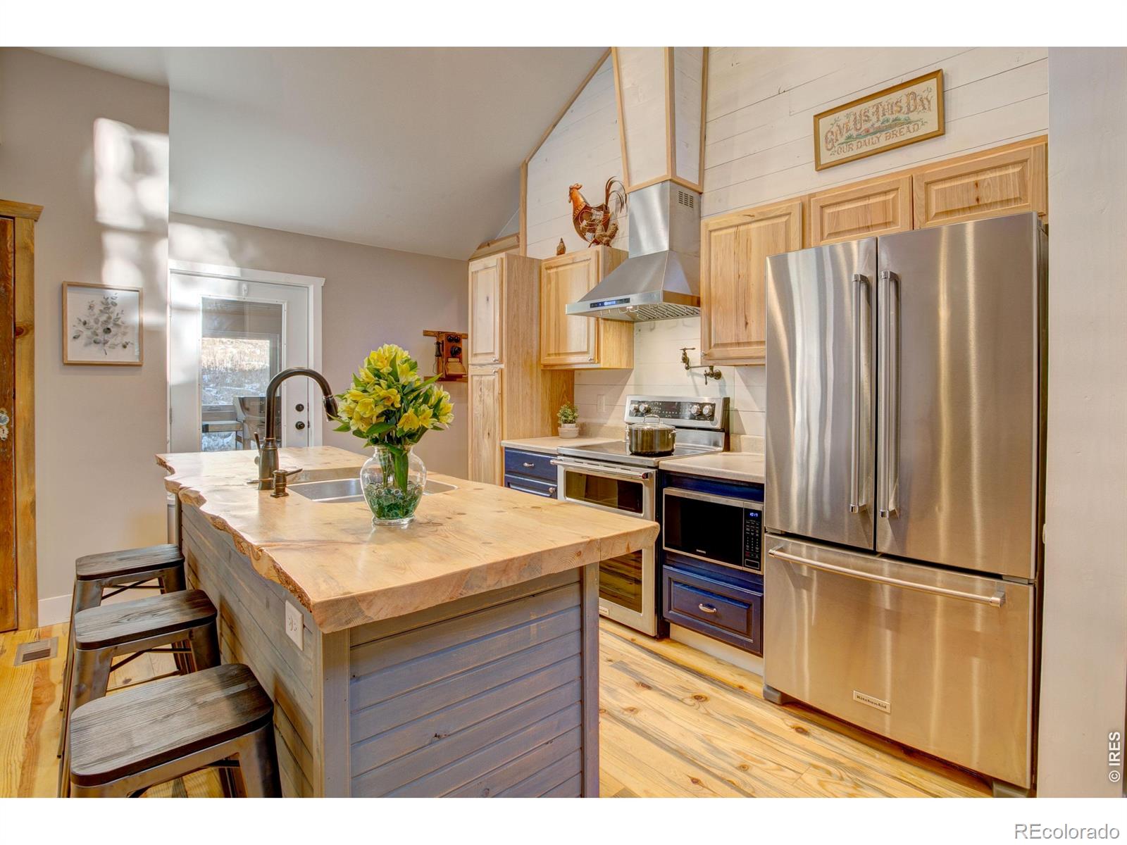 MLS Image #14 for 972  aspen drive,lyons, Colorado
