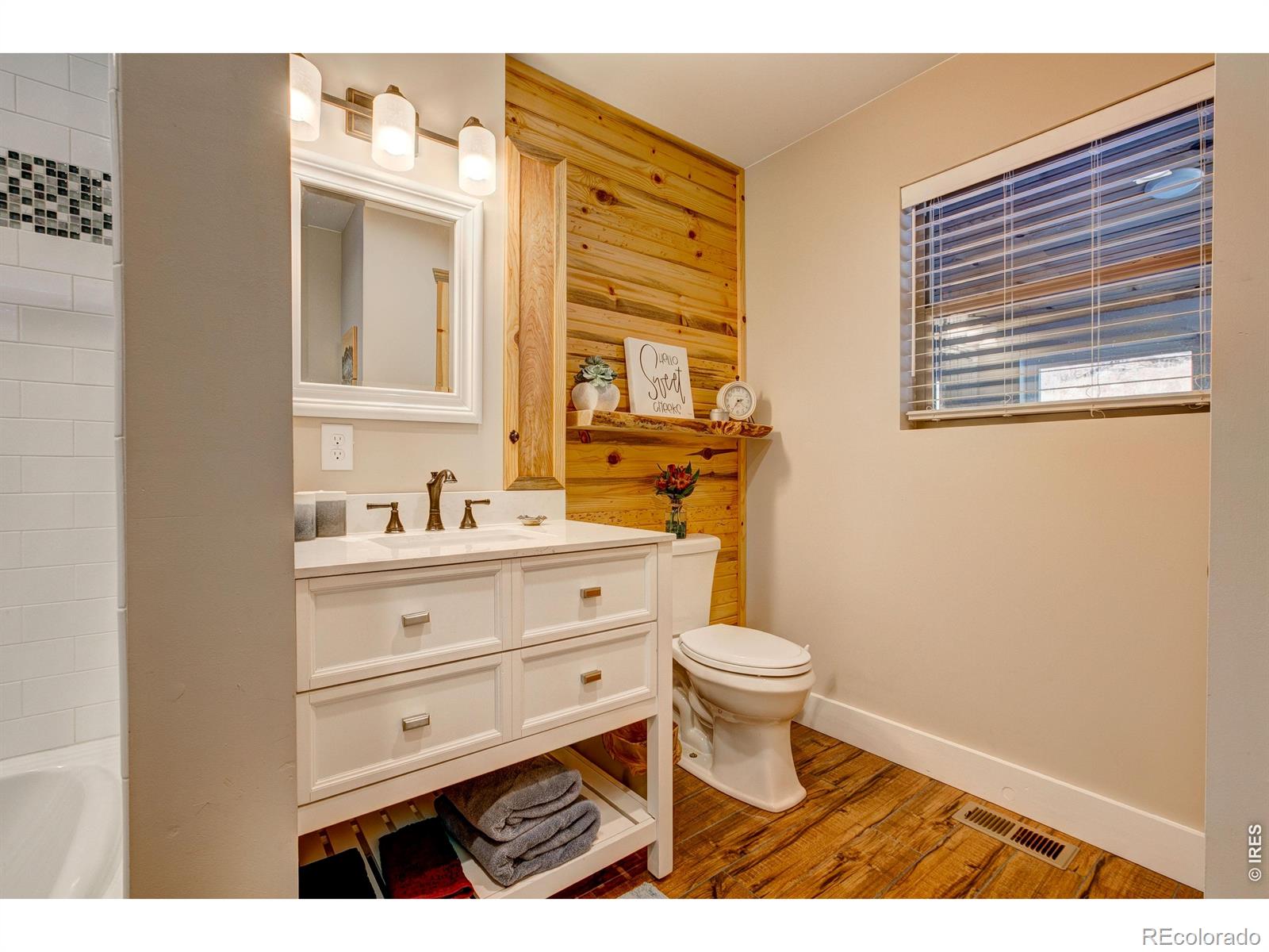 MLS Image #16 for 972  aspen drive,lyons, Colorado