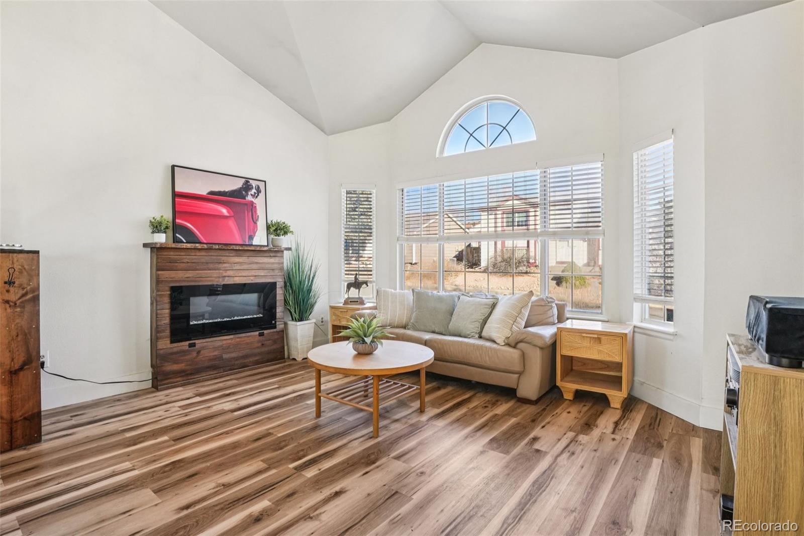 MLS Image #7 for 207 s quicksilver avenue,castle rock, Colorado