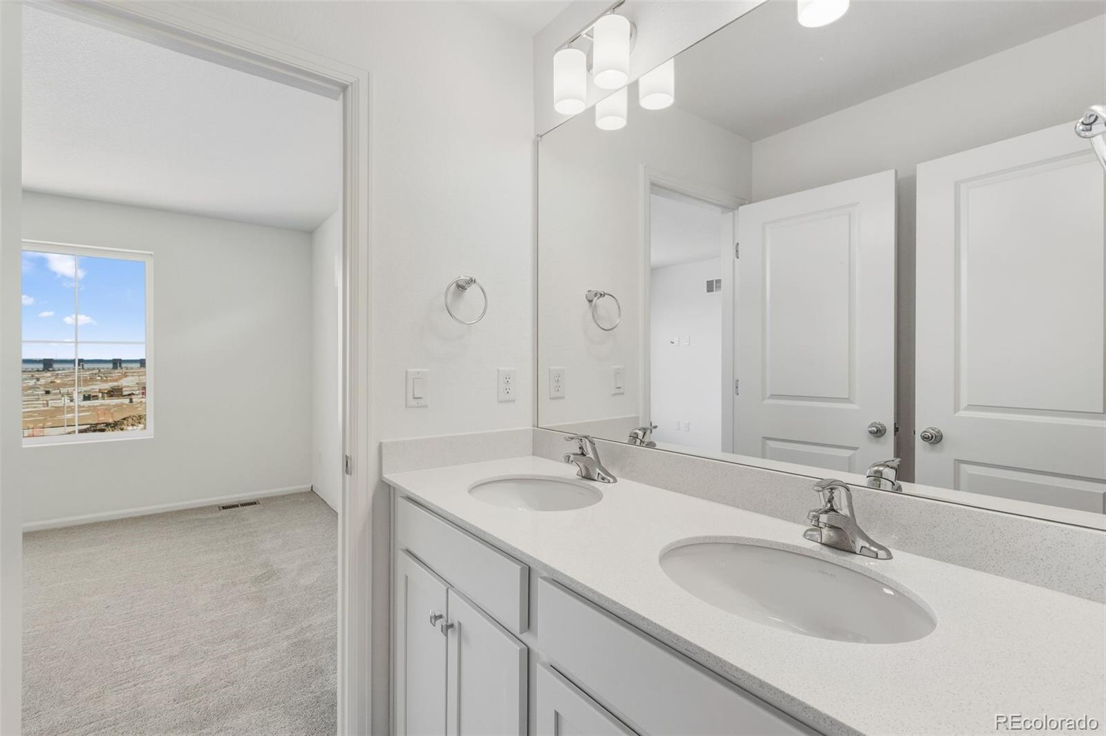 MLS Image #14 for 5313 n elk street,aurora, Colorado