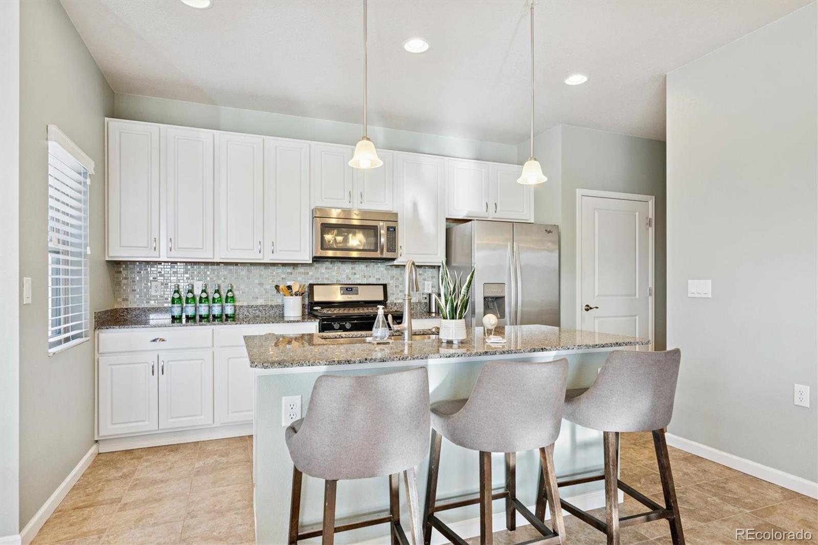 MLS Image #11 for 2028 s flanders way,aurora, Colorado
