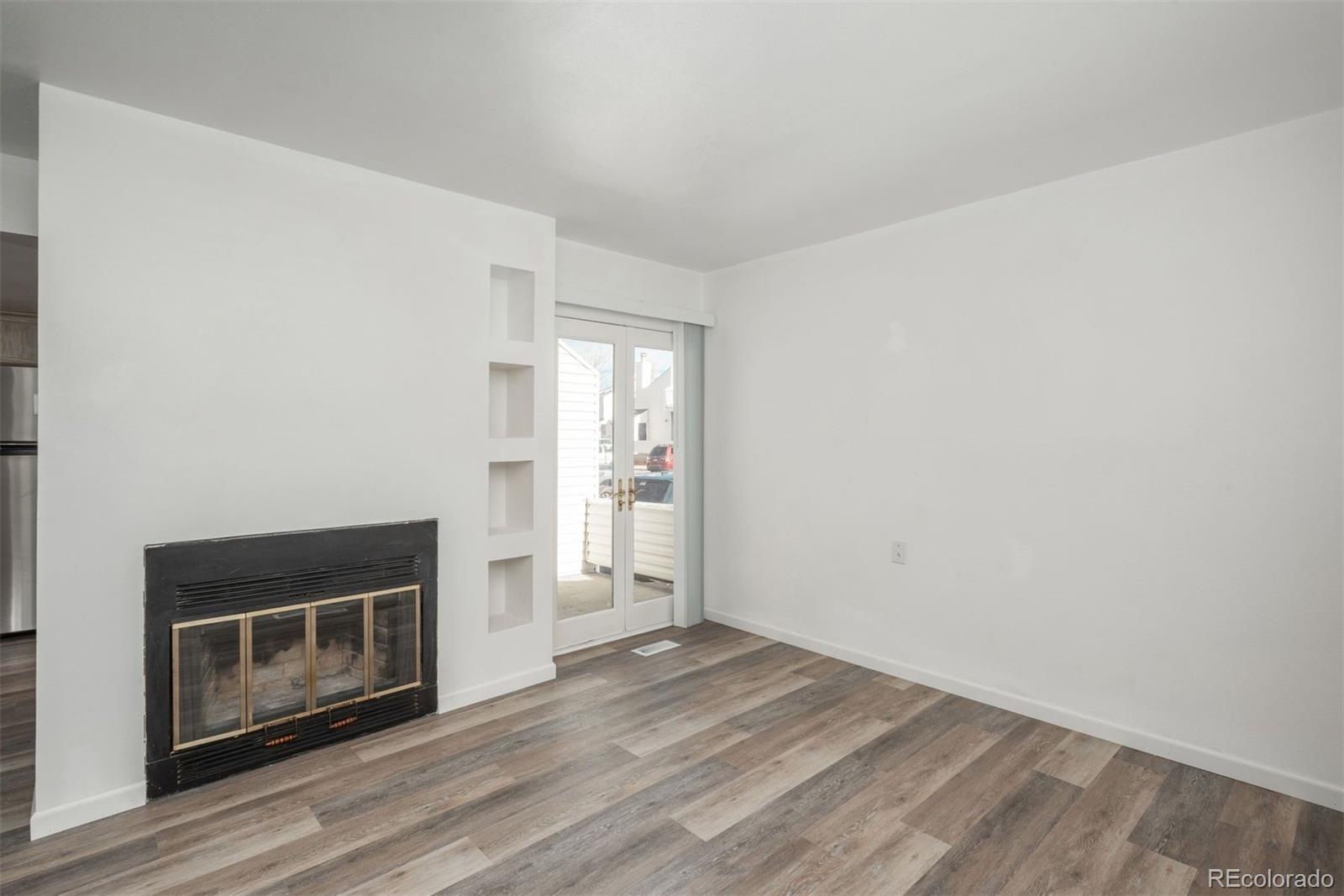 MLS Image #2 for 961 s pitkin court ,aurora, Colorado