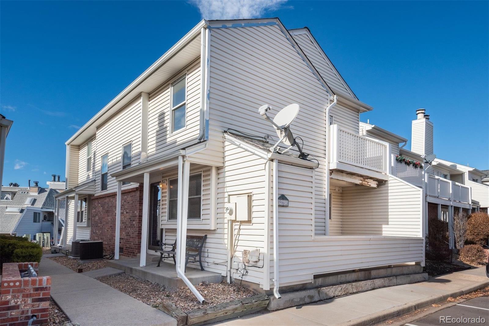 MLS Image #4 for 961 s pitkin court ,aurora, Colorado