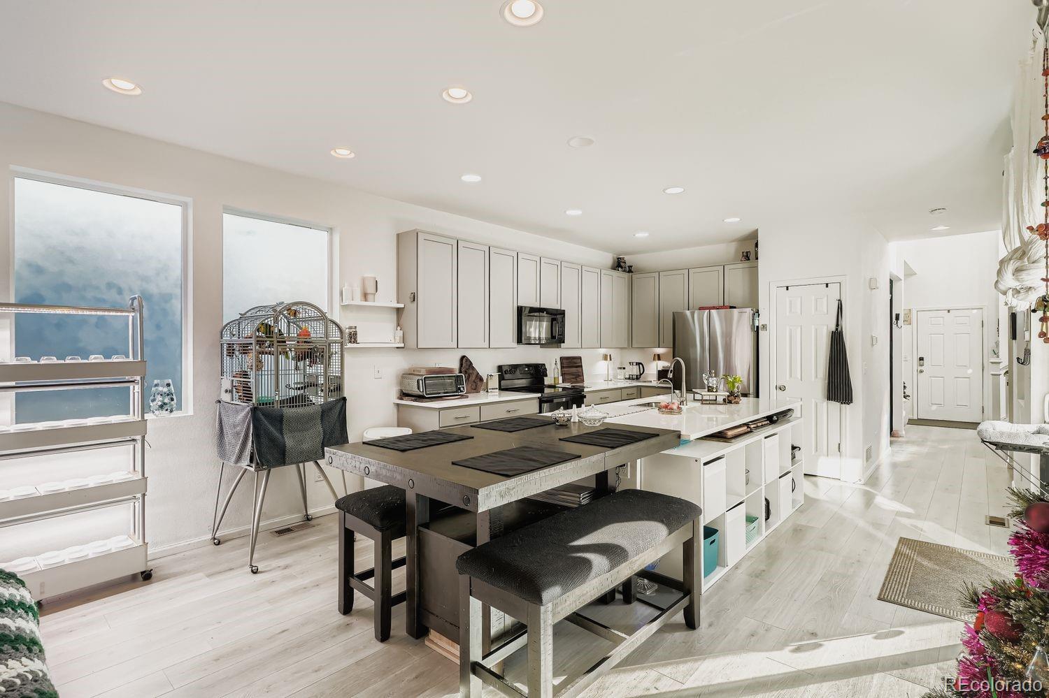 MLS Image #6 for 19125 e 66th avenue,denver, Colorado