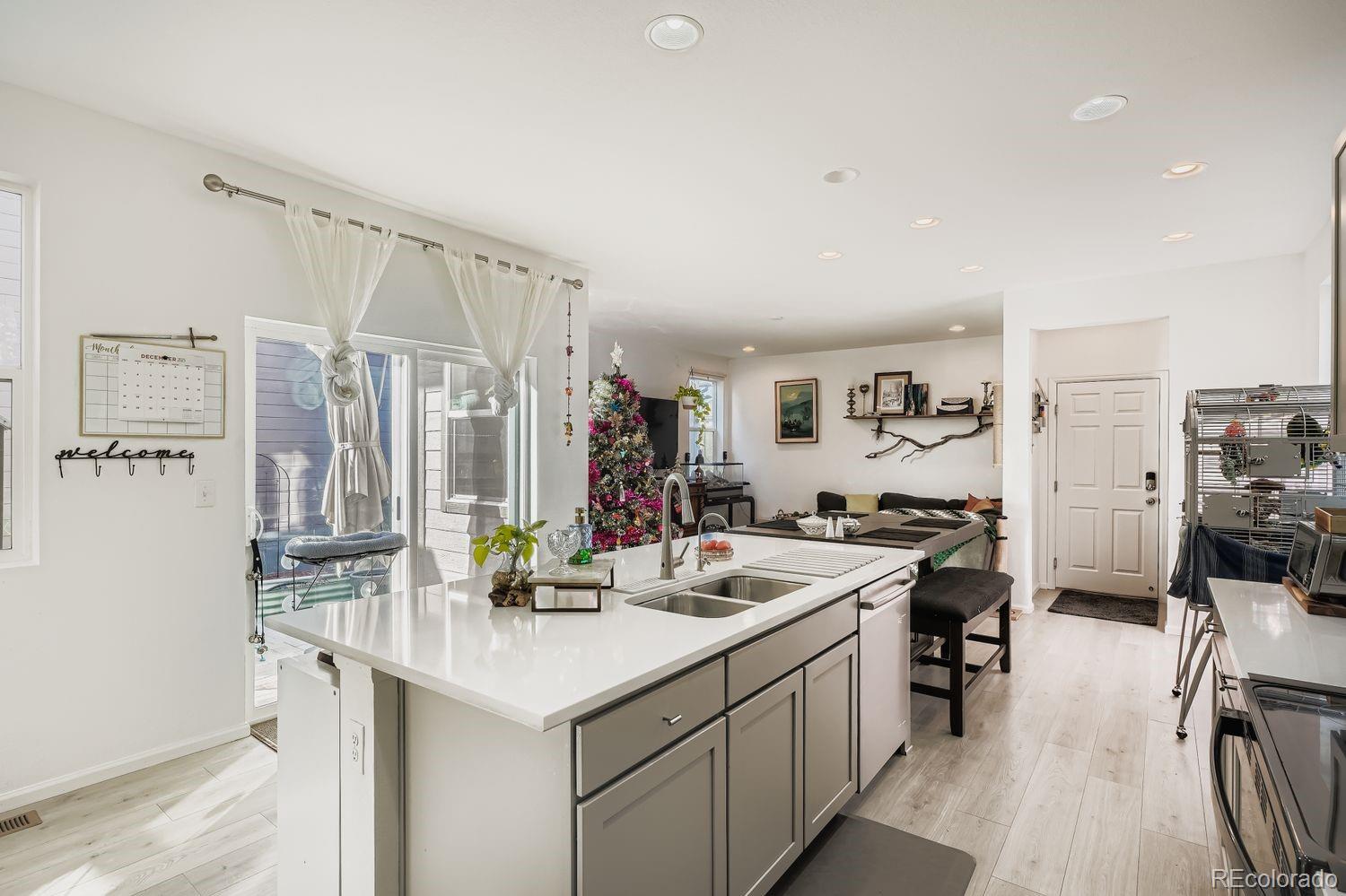 MLS Image #8 for 19125 e 66th avenue,denver, Colorado