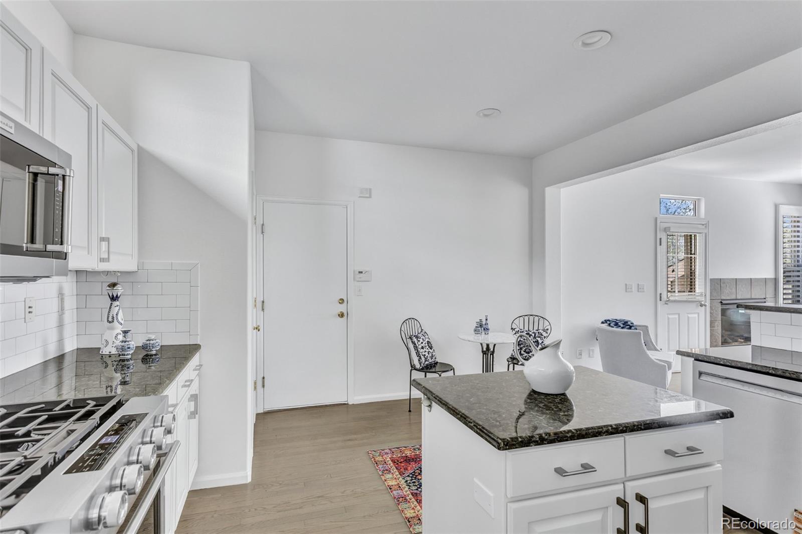 MLS Image #10 for 90 s trenton street,denver, Colorado