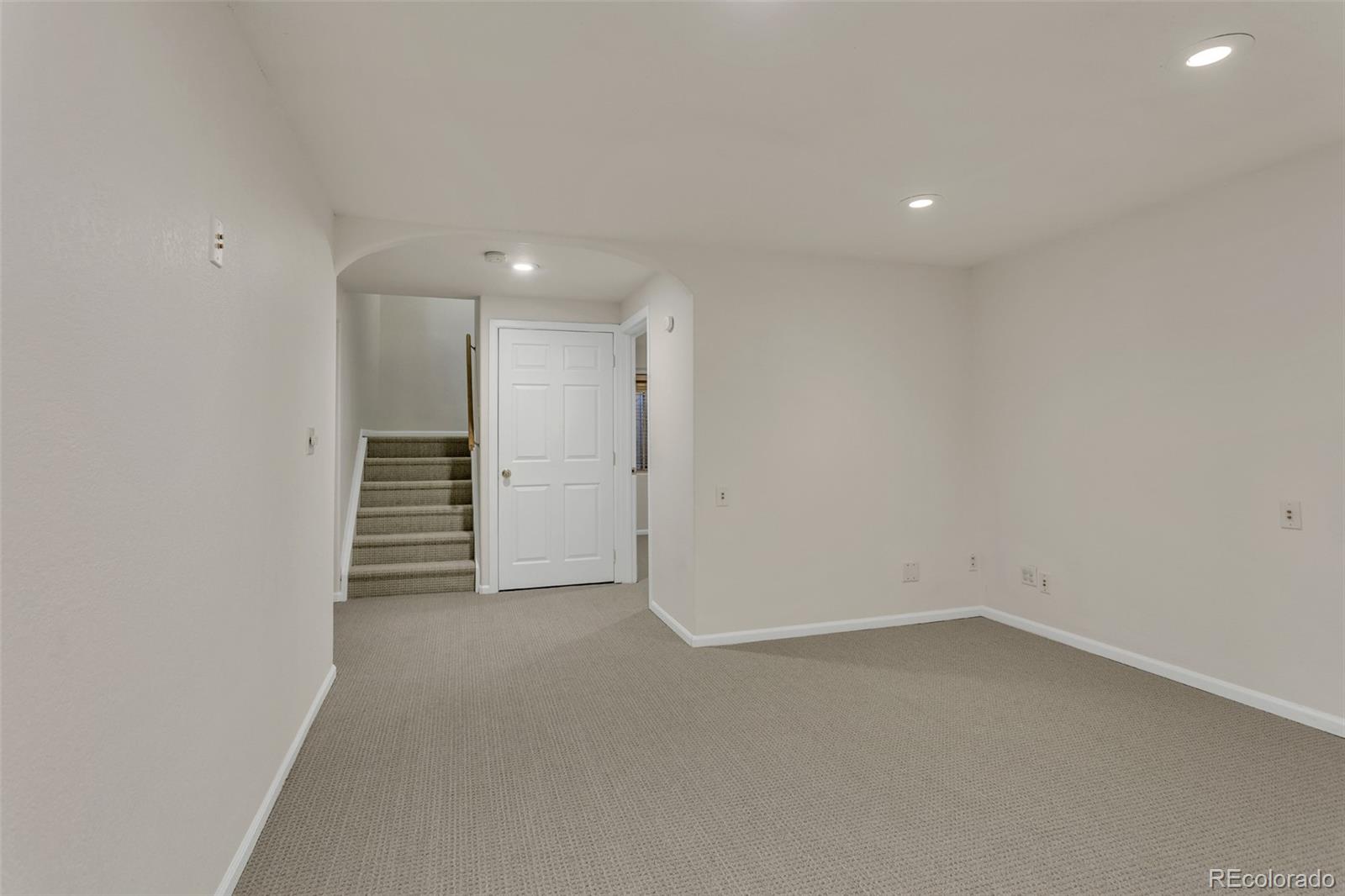 MLS Image #17 for 90 s trenton street,denver, Colorado