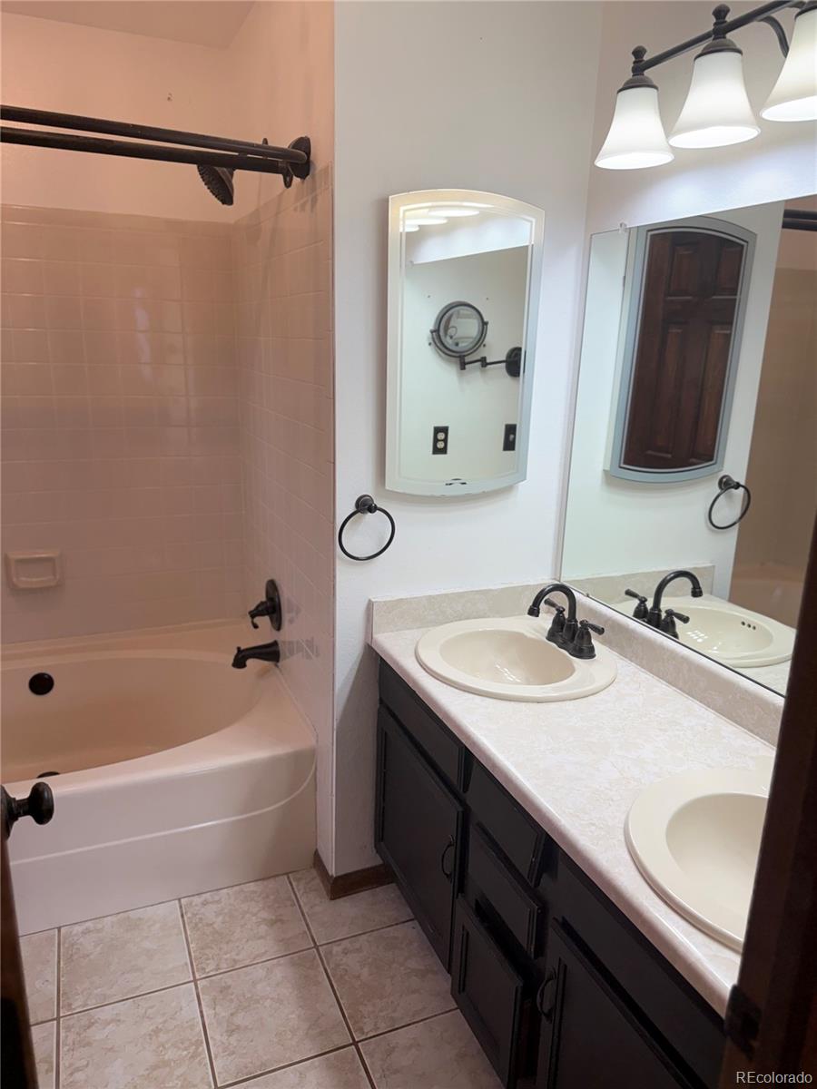 MLS Image #9 for 11443 w 67th avenue,arvada, Colorado