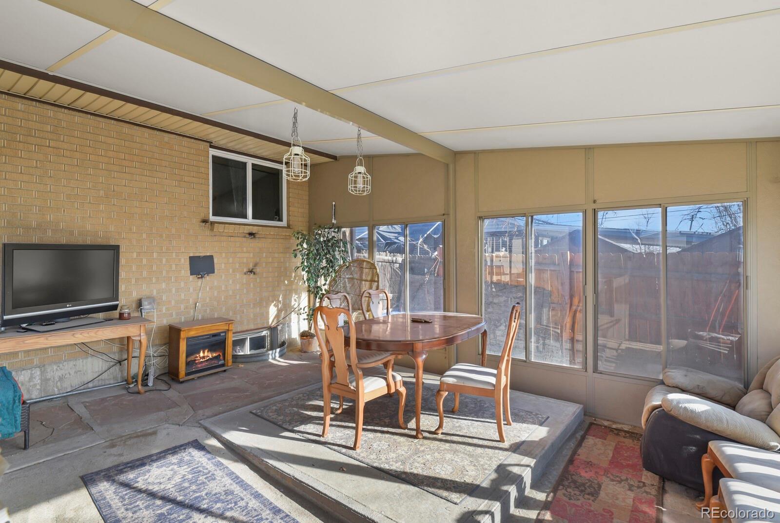 MLS Image #17 for 3400 w mountain road,englewood, Colorado