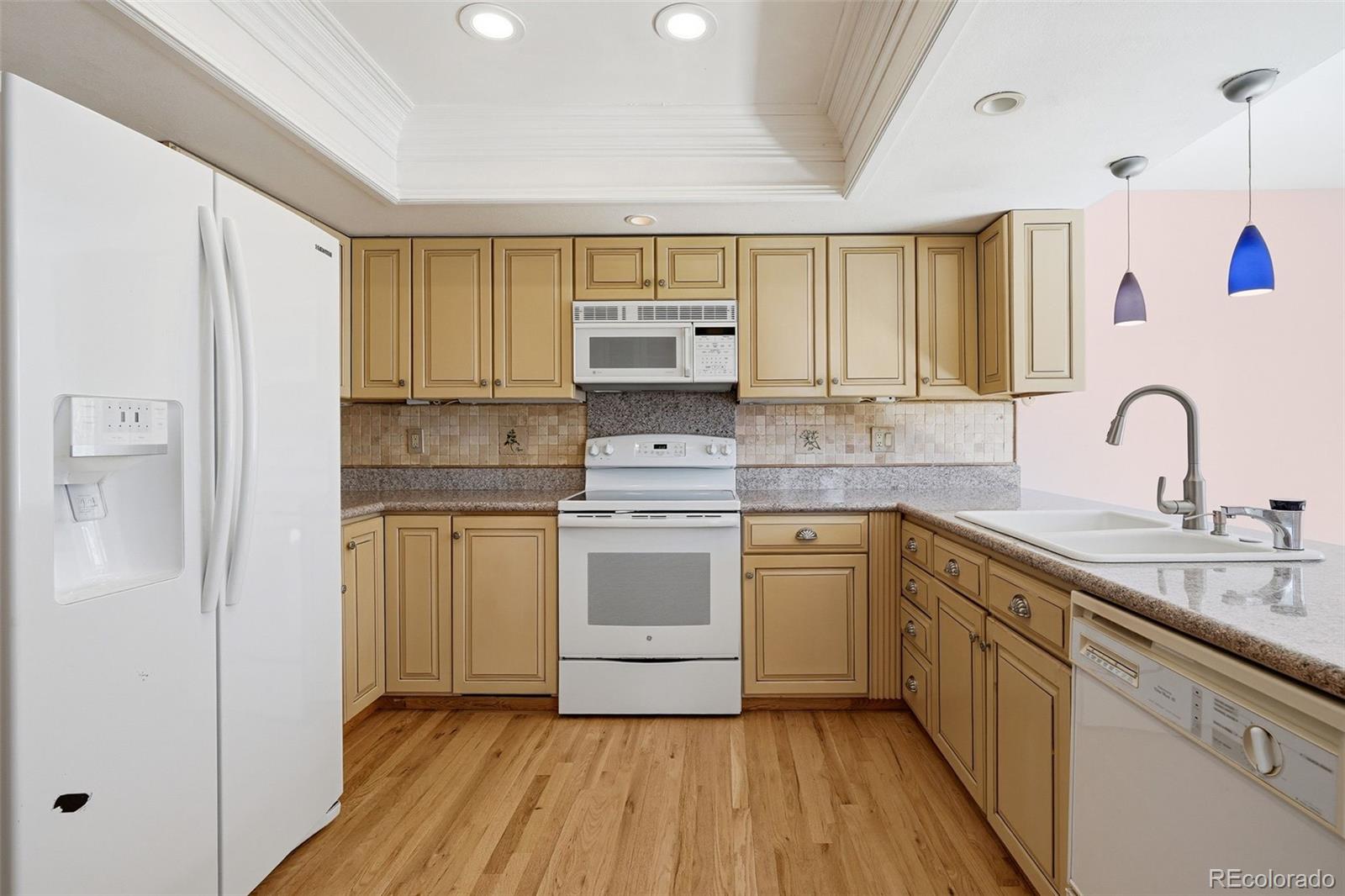 MLS Image #17 for 4675 s yosemite street,denver, Colorado