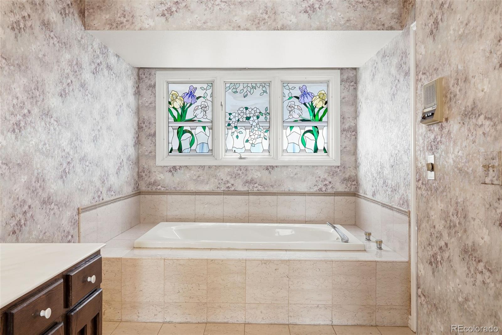 MLS Image #29 for 4675 s yosemite street,denver, Colorado