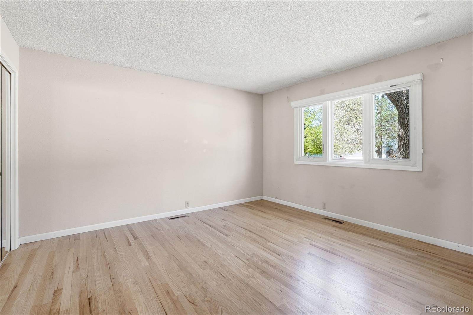 MLS Image #33 for 4675 s yosemite street,denver, Colorado