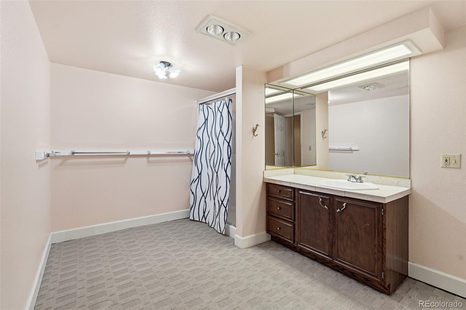 MLS Image #39 for 4675 s yosemite street,denver, Colorado