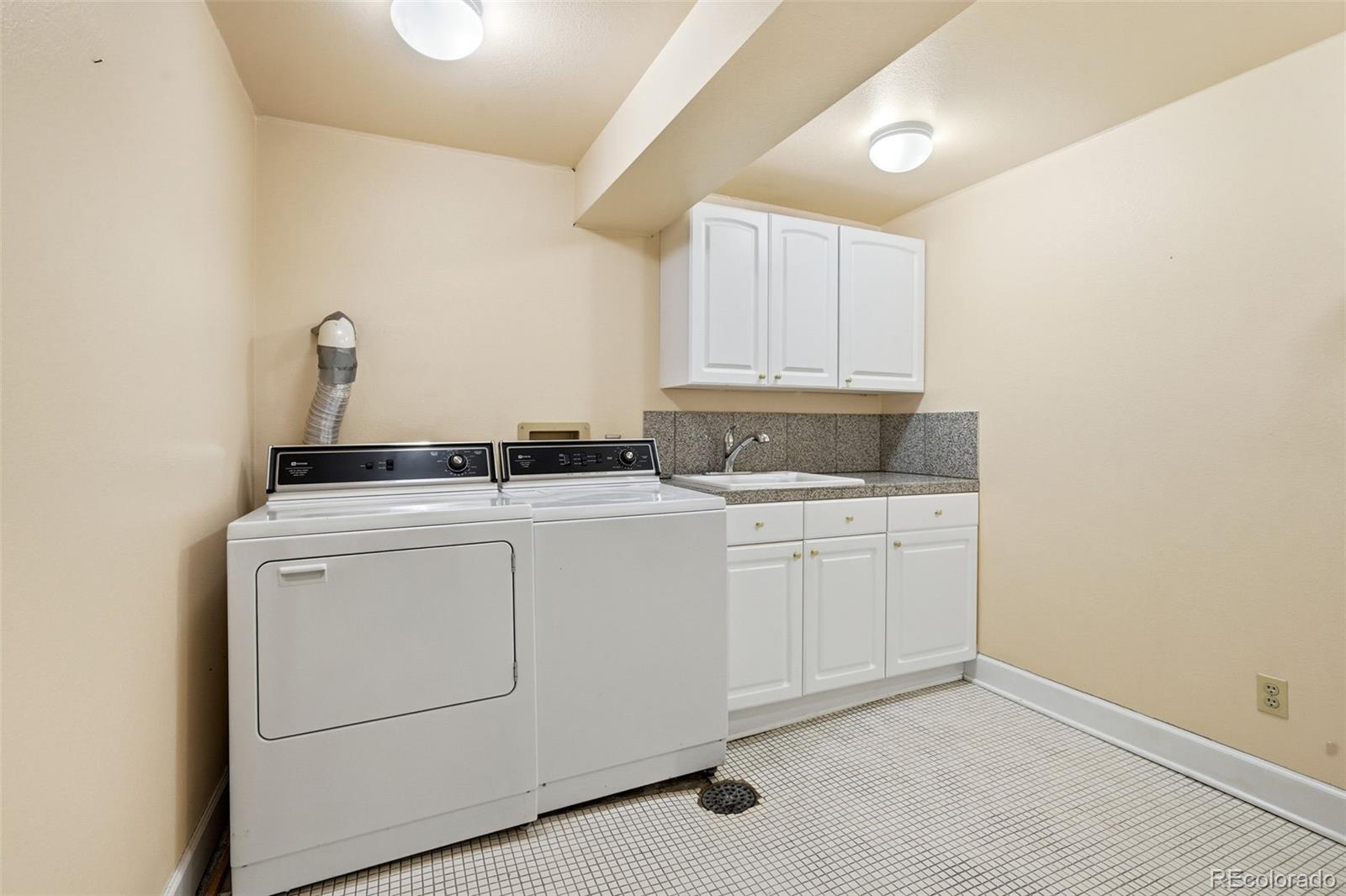 MLS Image #41 for 4675 s yosemite street,denver, Colorado