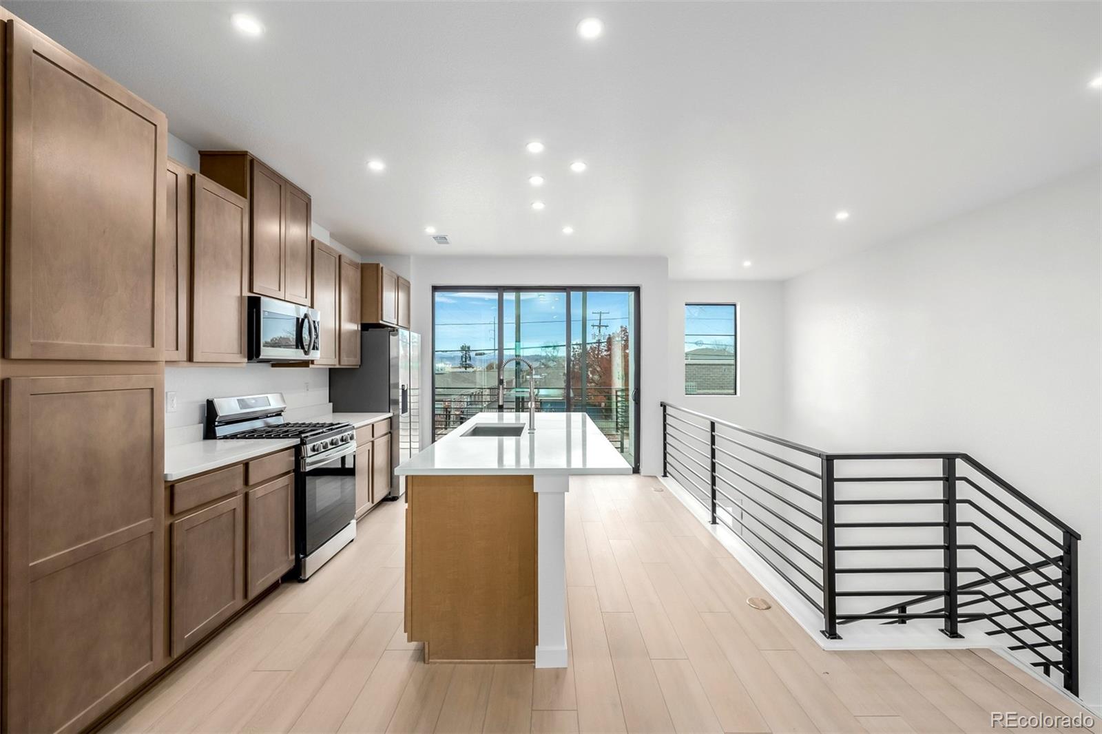 MLS Image #4 for 2076 s holly street 2,denver, Colorado