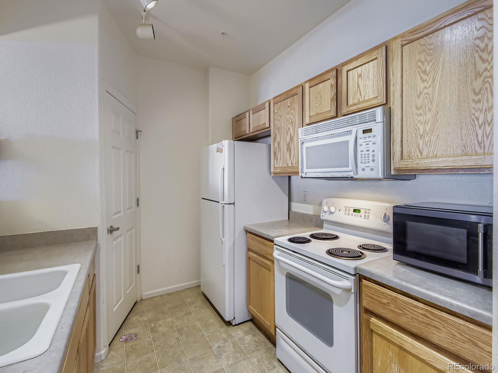 MLS Image #22 for 5255  memphis street,denver, Colorado