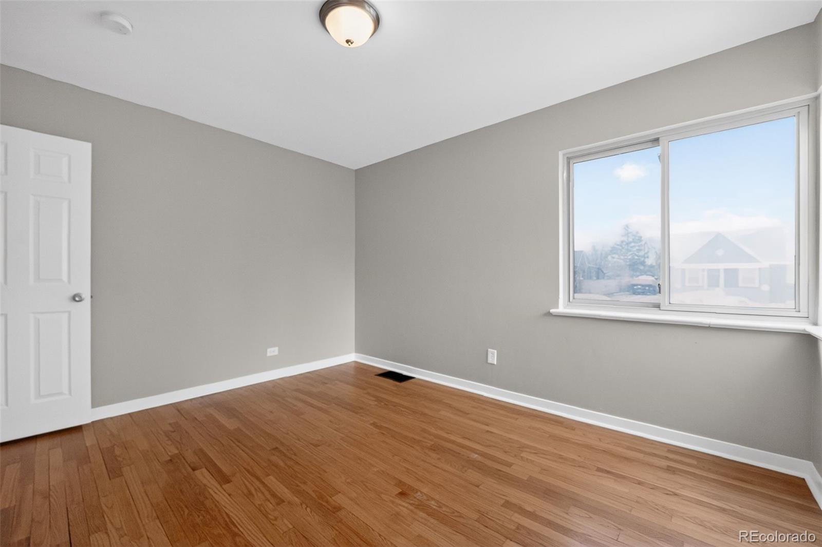 MLS Image #11 for 1650  trenton street,denver, Colorado