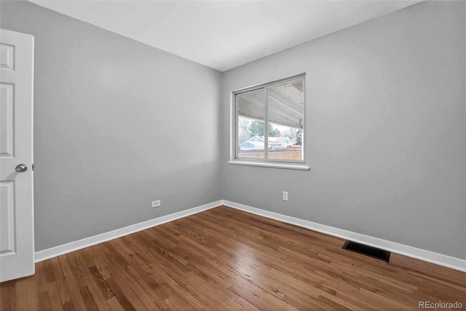 MLS Image #12 for 1650  trenton street,denver, Colorado