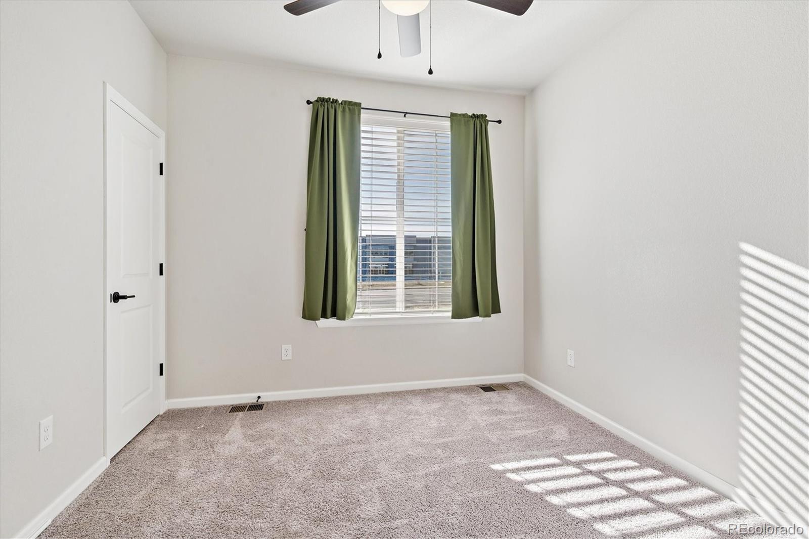 MLS Image #11 for 19650 w 92nd drive,arvada, Colorado